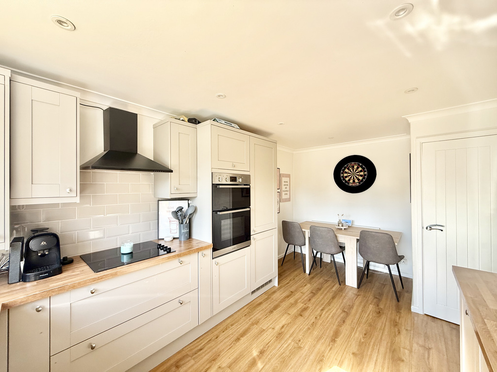 St. Johns Road, Yeovil, Somerset, photo 10
