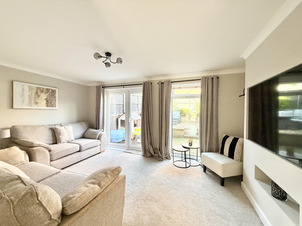 St. Johns Road, Yeovil, Somerset, photo 3
