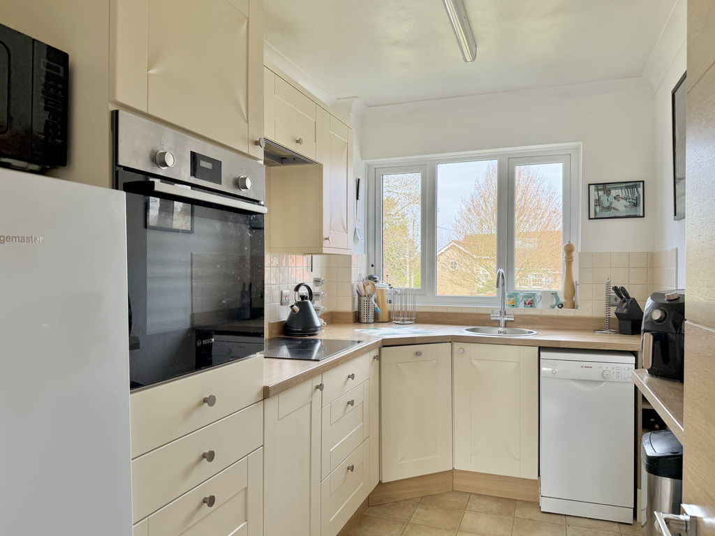 King Edmund Court, Gillingham, SP8 4DL, photo 6