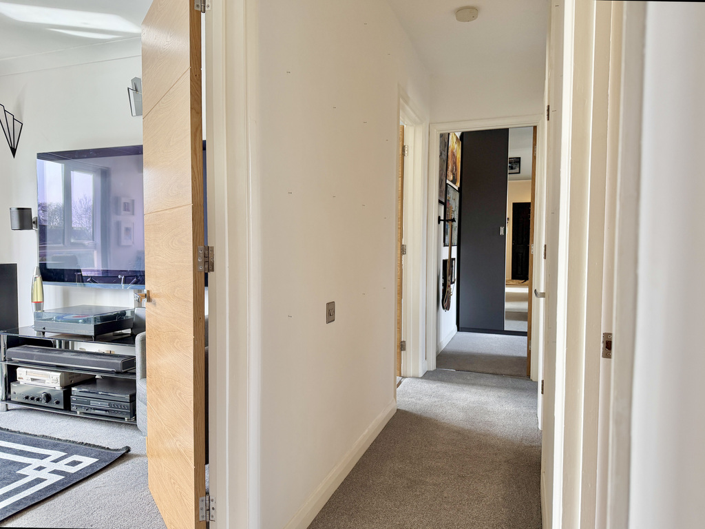 King Edmund Court, Gillingham, SP8 4DL, photo 3
