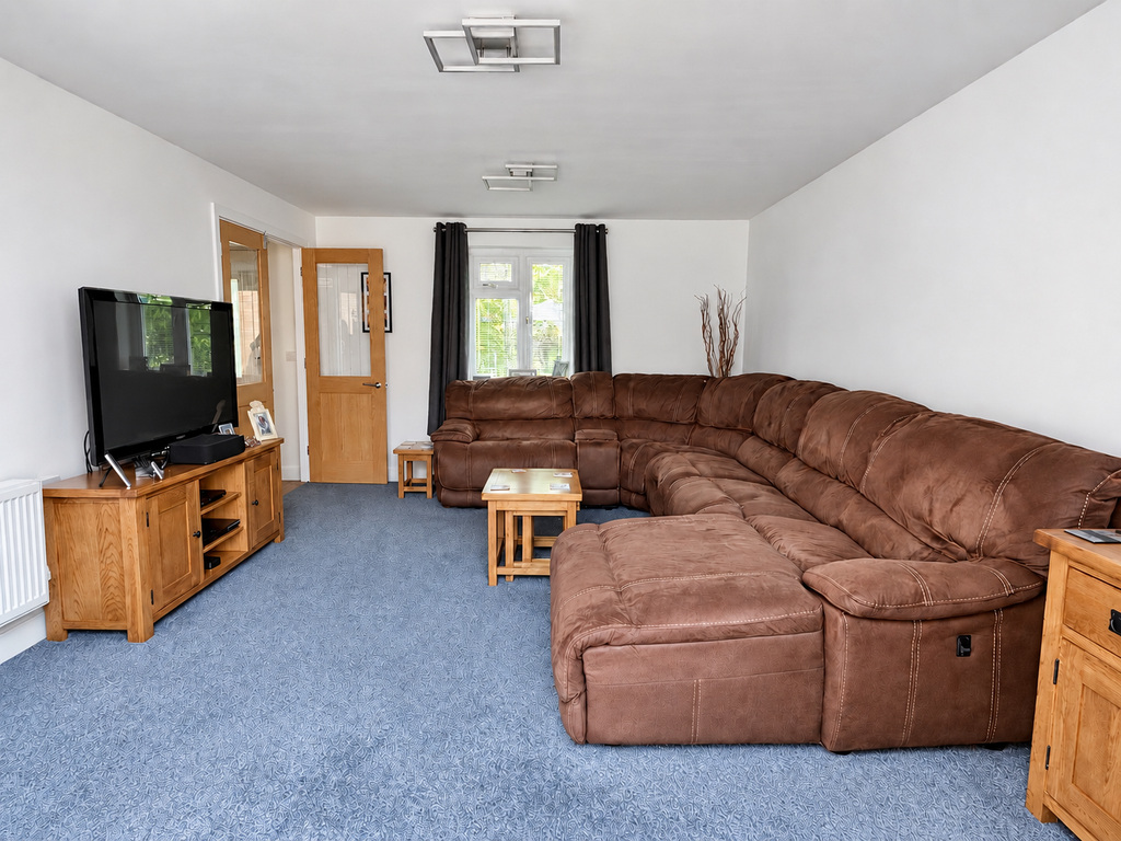 Cossor Road, Pewsey, SN9 5HX, photo 7