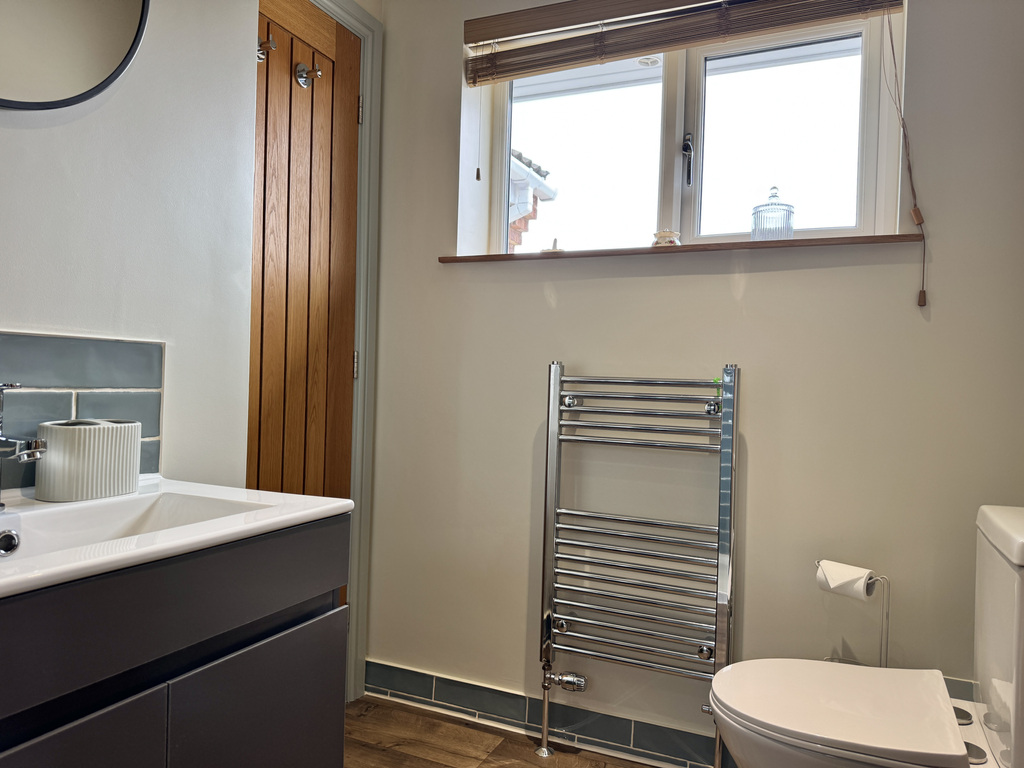 Head Weir Road, Cullompton, Devon, EX15 1NN, photo 19