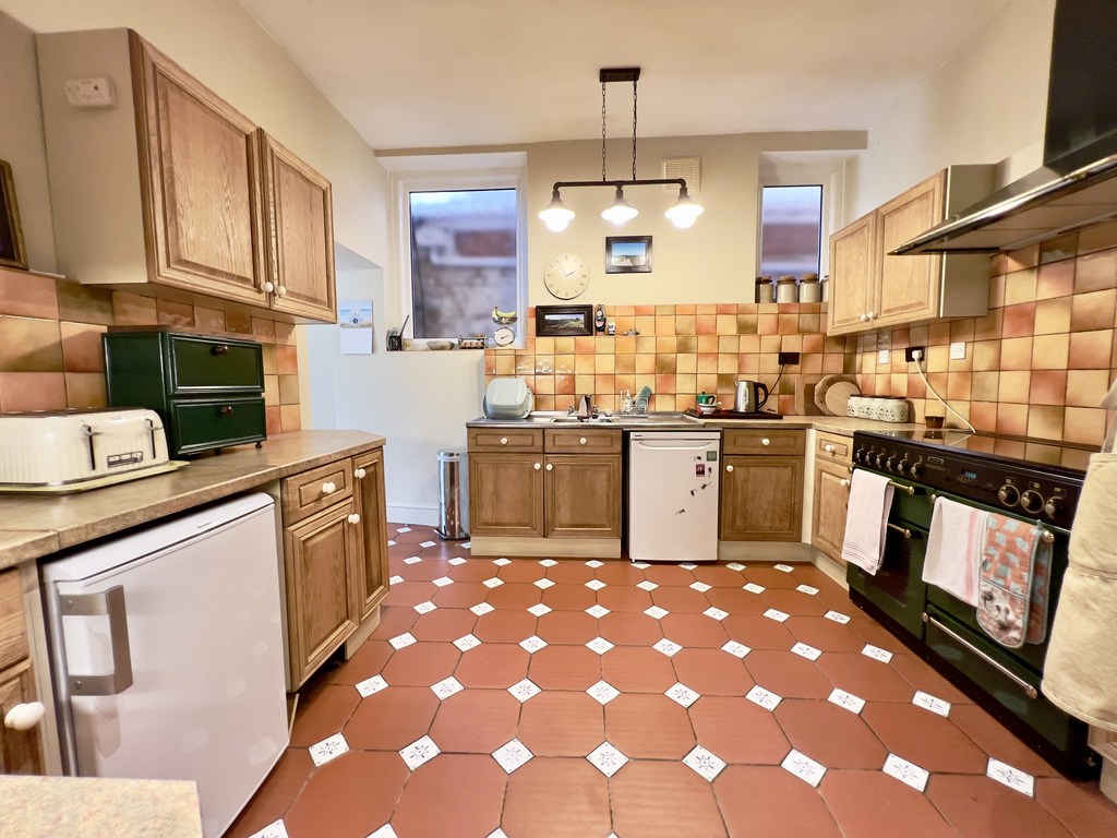 Sutton House, Wembdon Rise, Wembdon, Somerset, photo 13