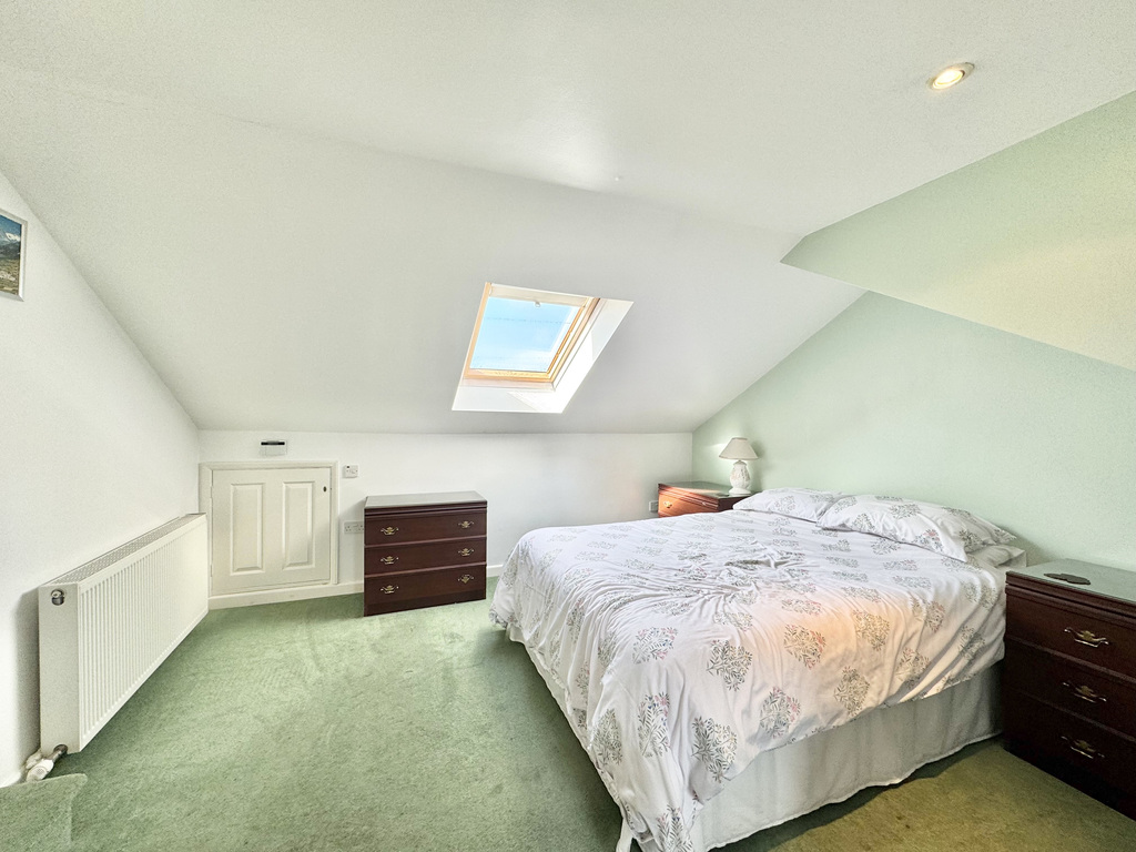 Comeytrowe Road, Trull, Taunton, Somerset, photo 15