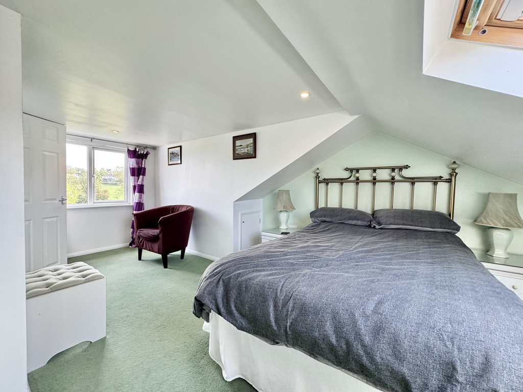 Comeytrowe Road, Trull, Taunton, Somerset, photo 19