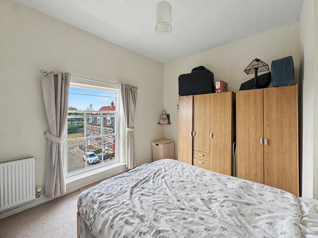 Cobham Road, Blandford Forum, Dorset, photo 7