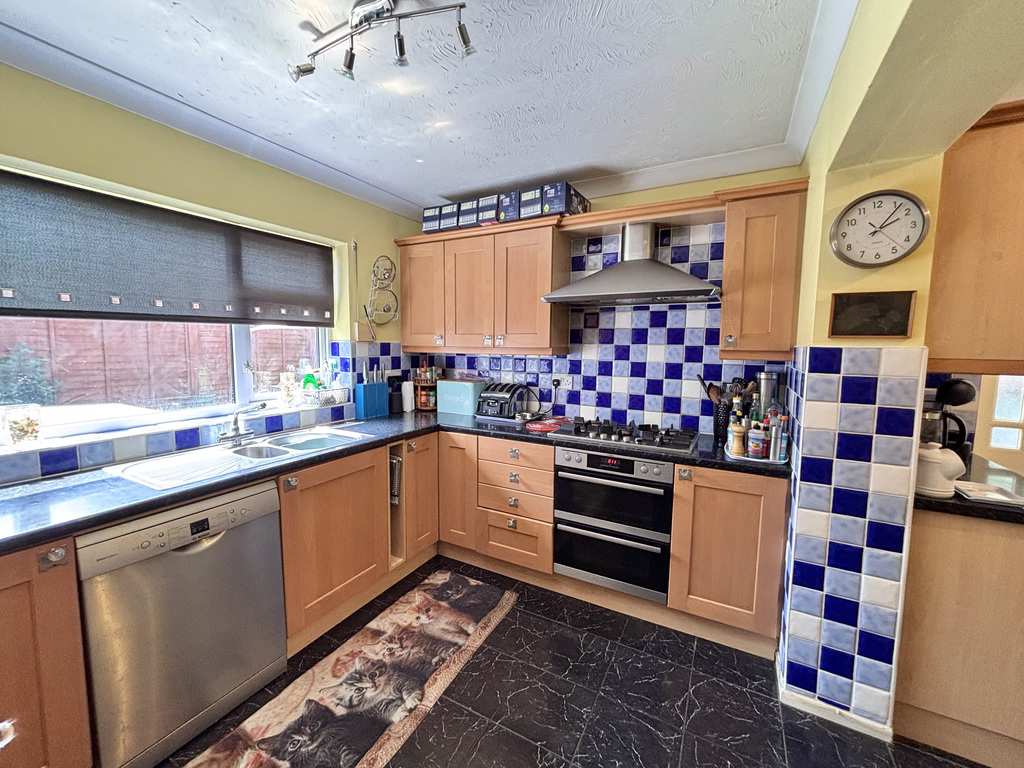 Forton Road, Chard, Somerset, photo 12