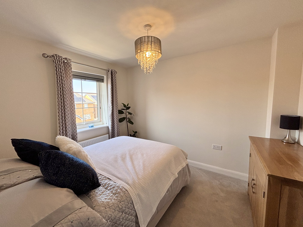 Honeycomb Vale, Chard, Somerset, photo 13