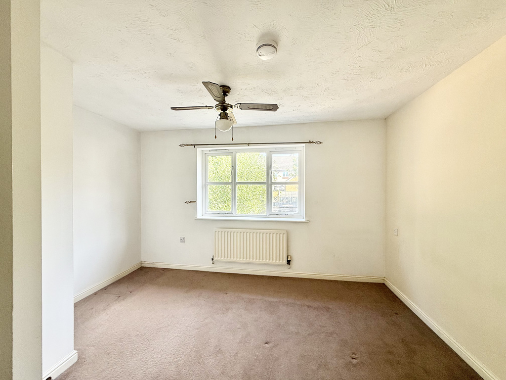 Ermine Street, Yeovil, Somerset - No Chain, photo 6