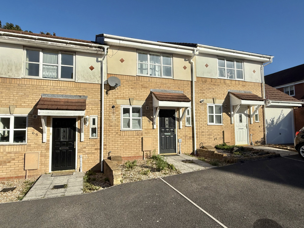 Ermine Street, Yeovil, Somerset - No Chain