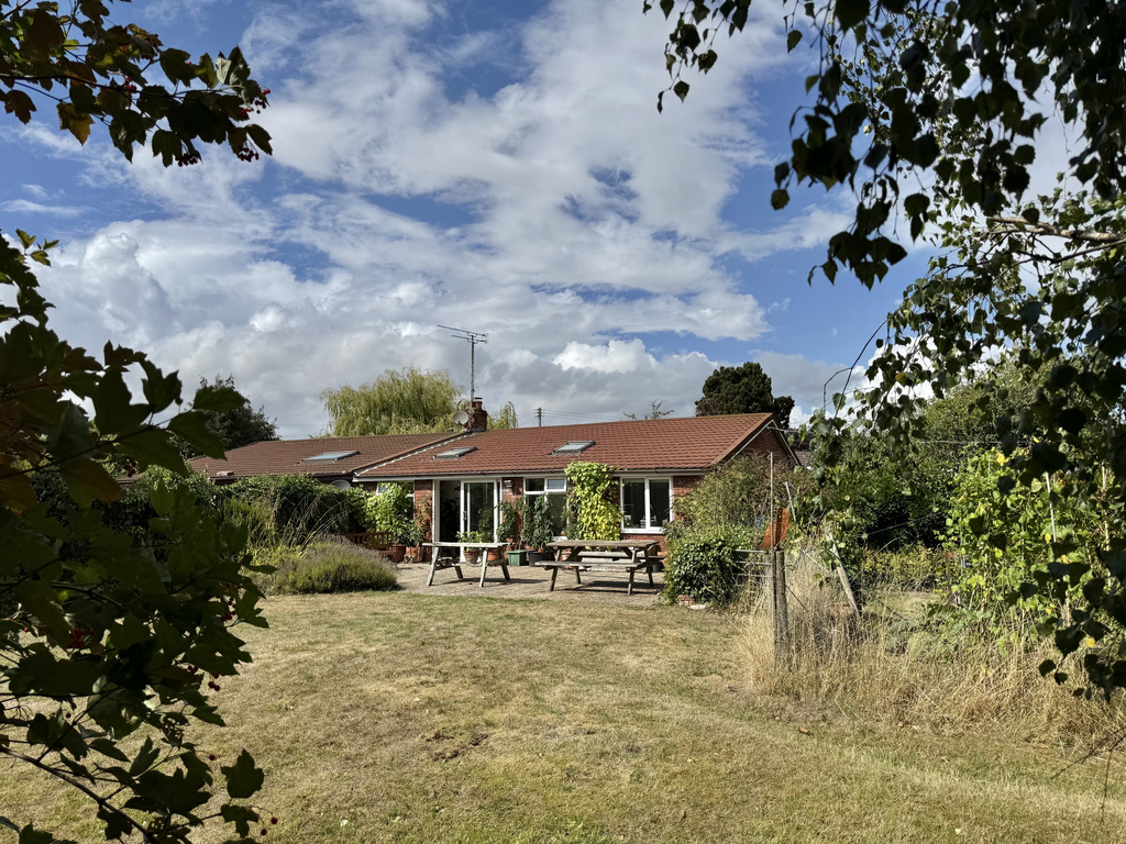 Nailsbourne, Taunton, Somerset