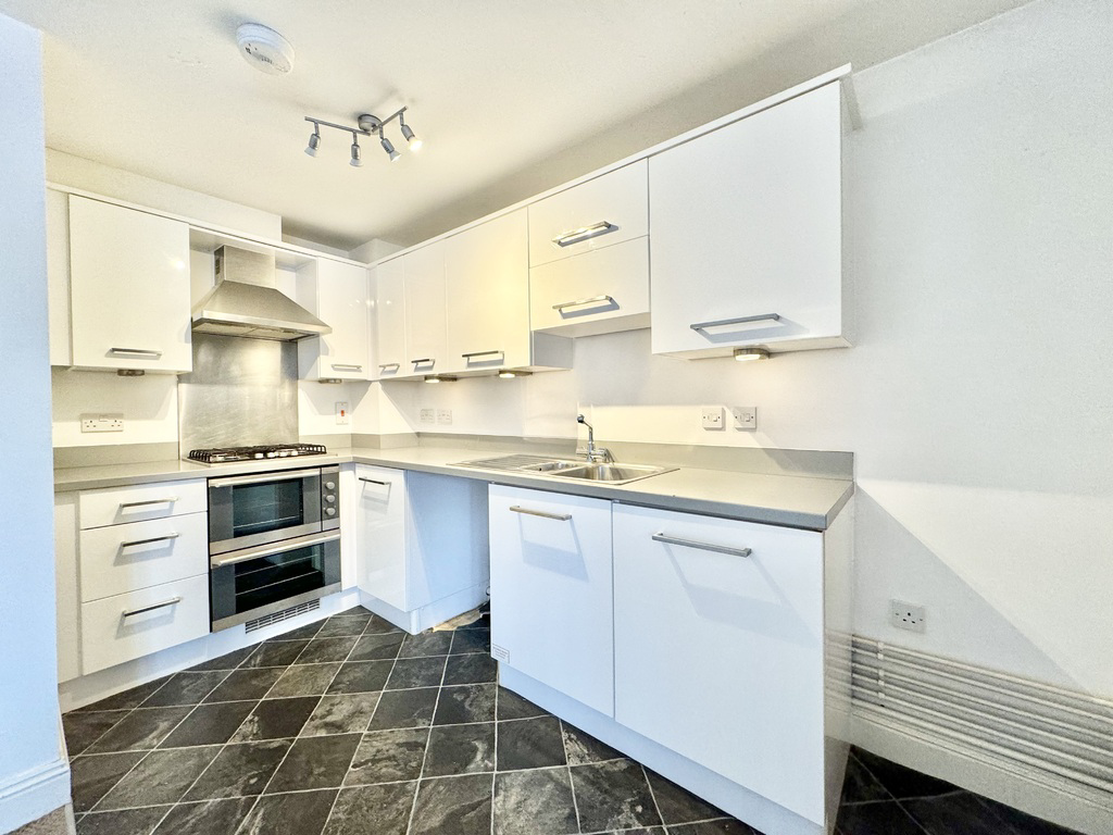 Monmouth Court, Bindon Road, Taunton, photo 3