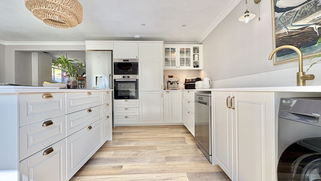 Woodstock Court, Woodstock Road, Taunton, Somerset, photo 2