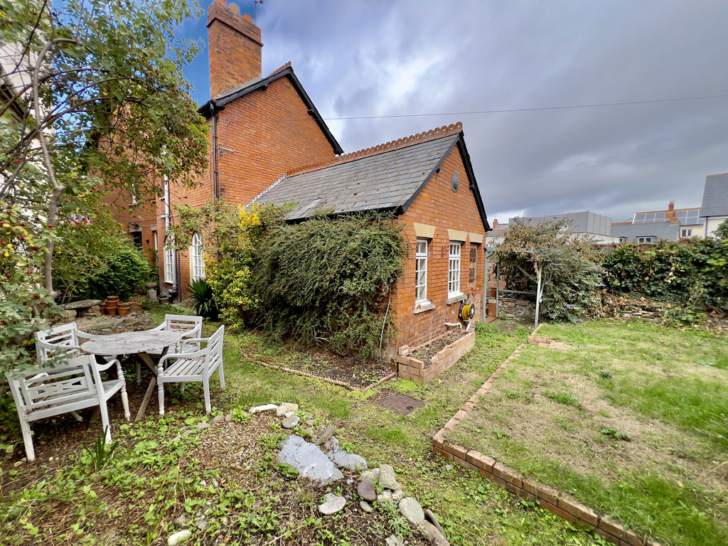 Photo 25