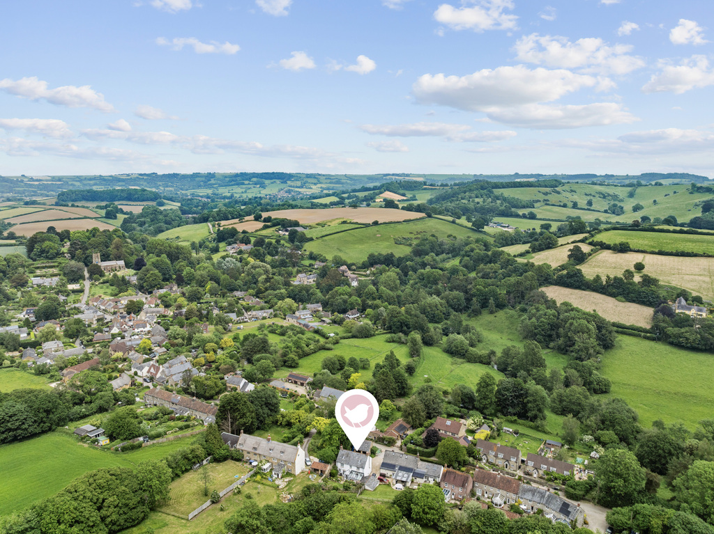 St. James Road, Netherbury, Bridport, Dorset, photo 2