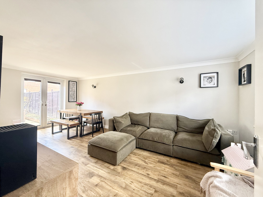 Vincent Way, Martock, Somerset, photo 7