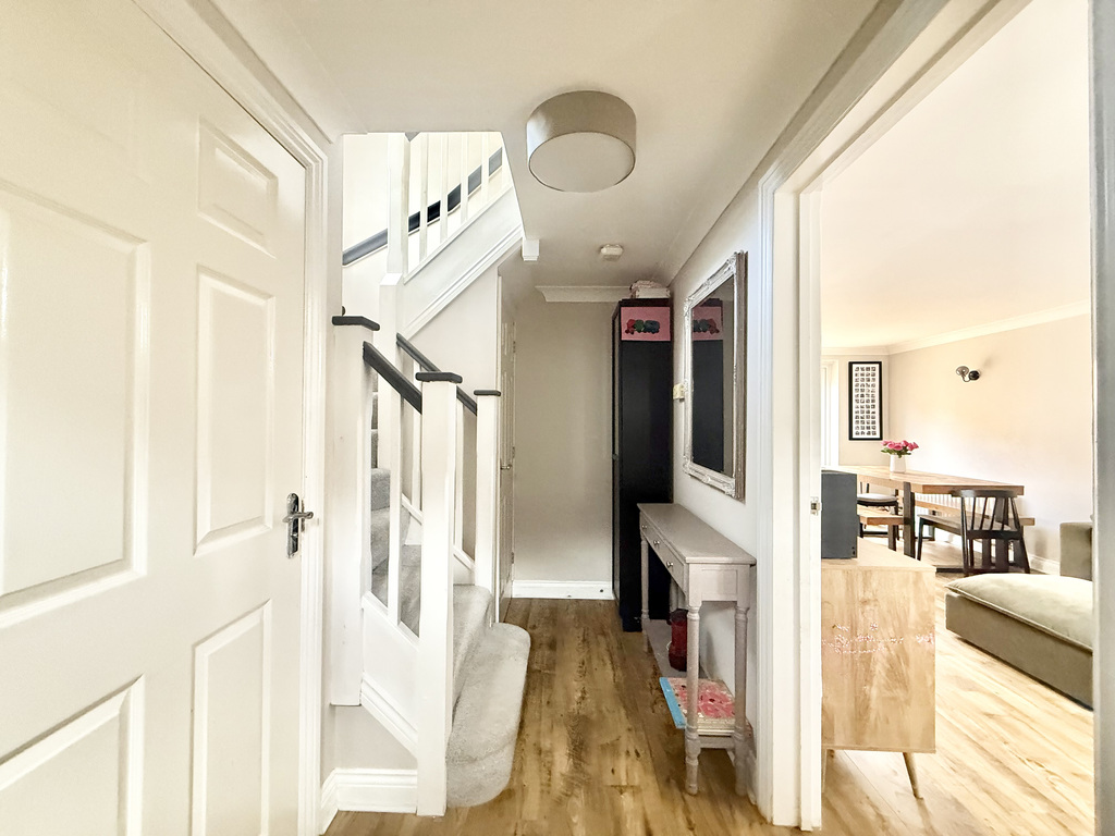 Vincent Way, Martock, Somerset, photo 11