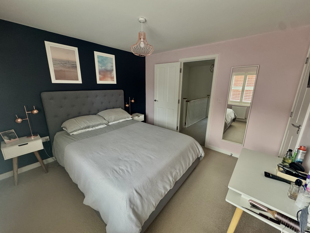 Dragonfly Close, Frome, Somerset, photo 11