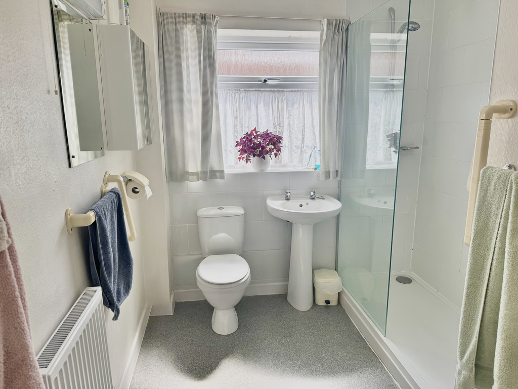 Victoria Road, Devizes, Wiltshire, photo 10