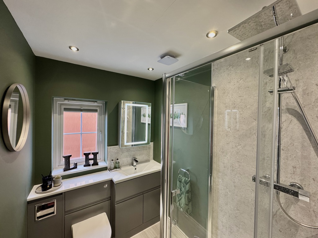 Ensuite