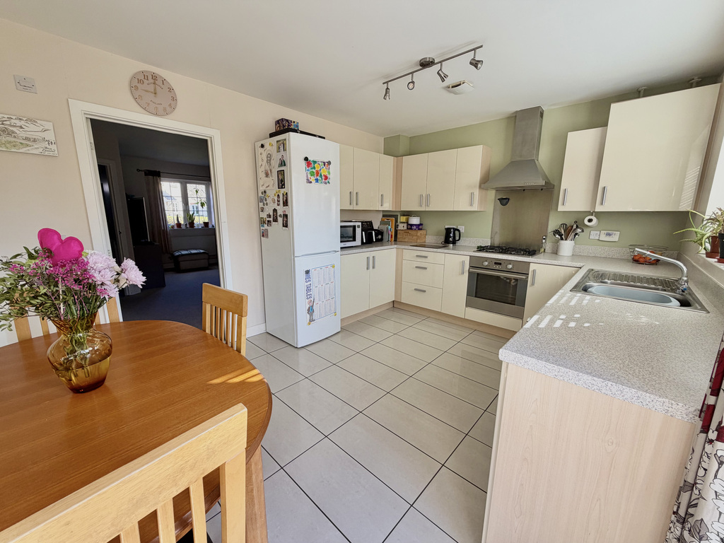 Keepers Road, Devizes, Wiltshire, photo 3