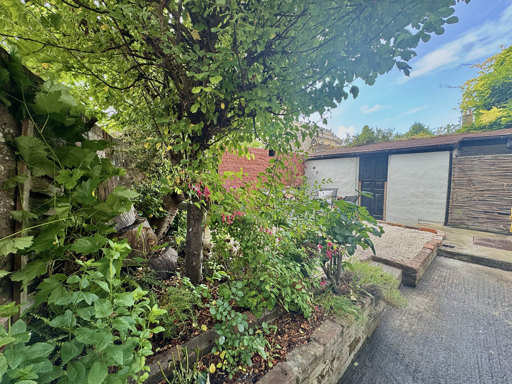 Cannon Green, Westbury, Wiltshire, photo 21