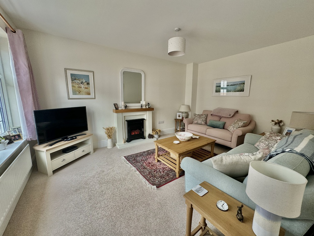 William Merriman Road, Marlborough, Wiltshire, photo 5