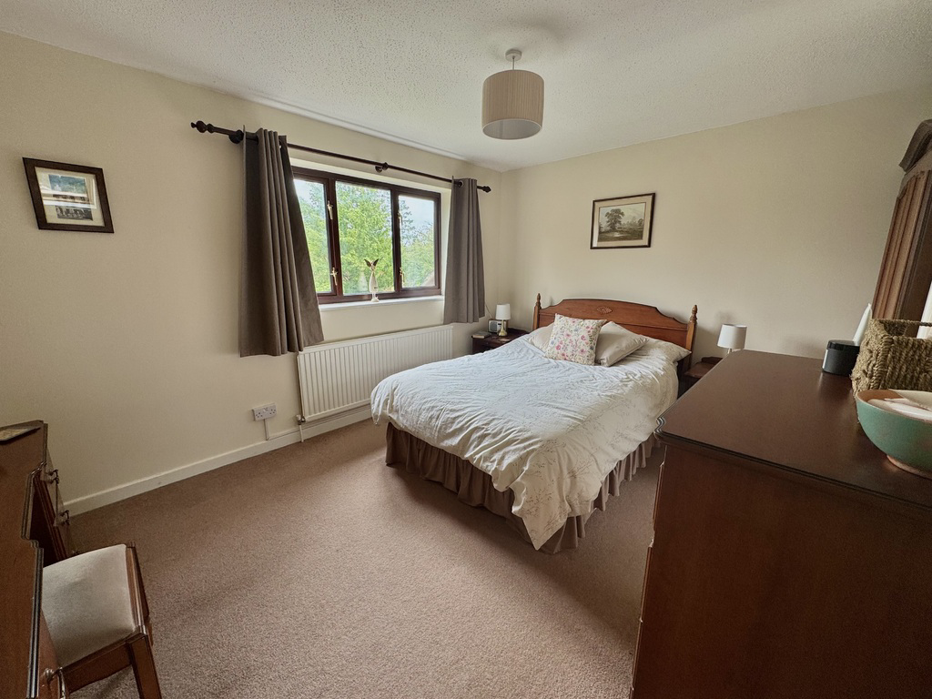 The Paddock, Urchfont, Wiltshire, photo 16