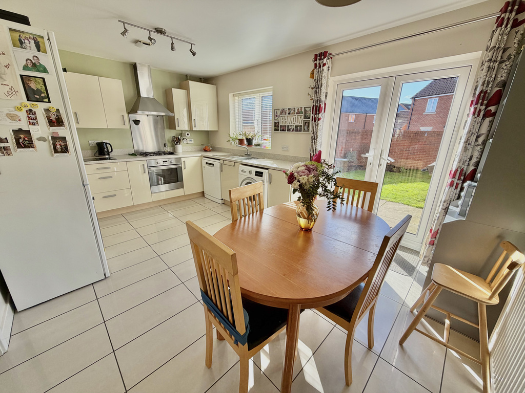 Keepers Road, Devizes, Wiltshire, photo 2