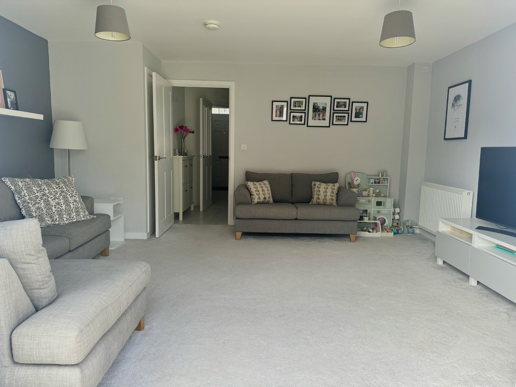 Dragonfly Close, Frome, Somerset, photo 7