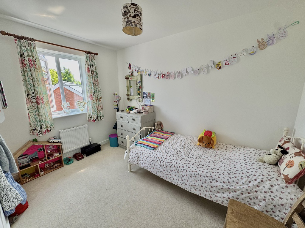 Winchcombe Avenue, Devizes, Wiltshire, photo 14