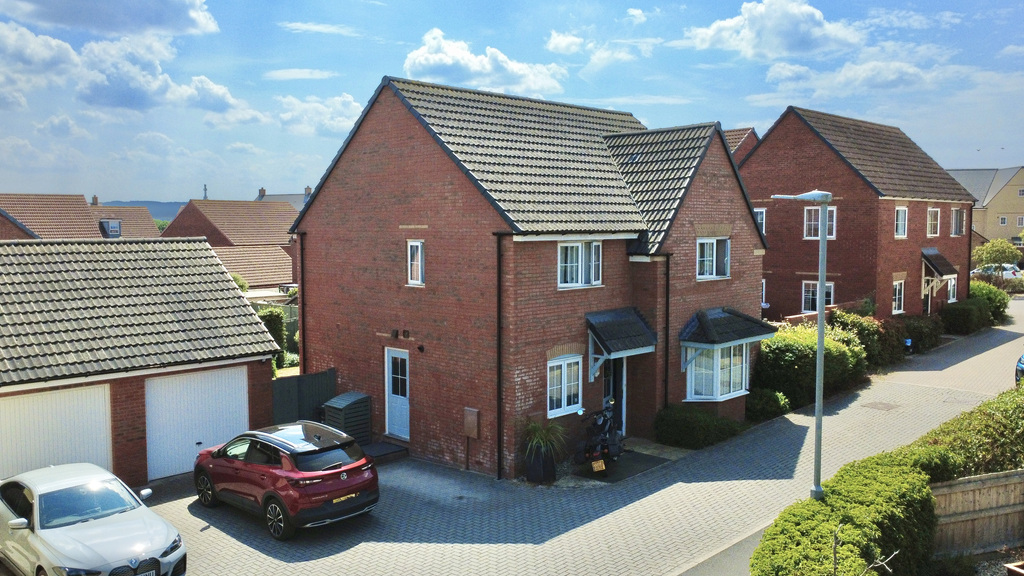 28 Little Orchard, Cheddon Fitzpaine, Taunton, TA2 8GB