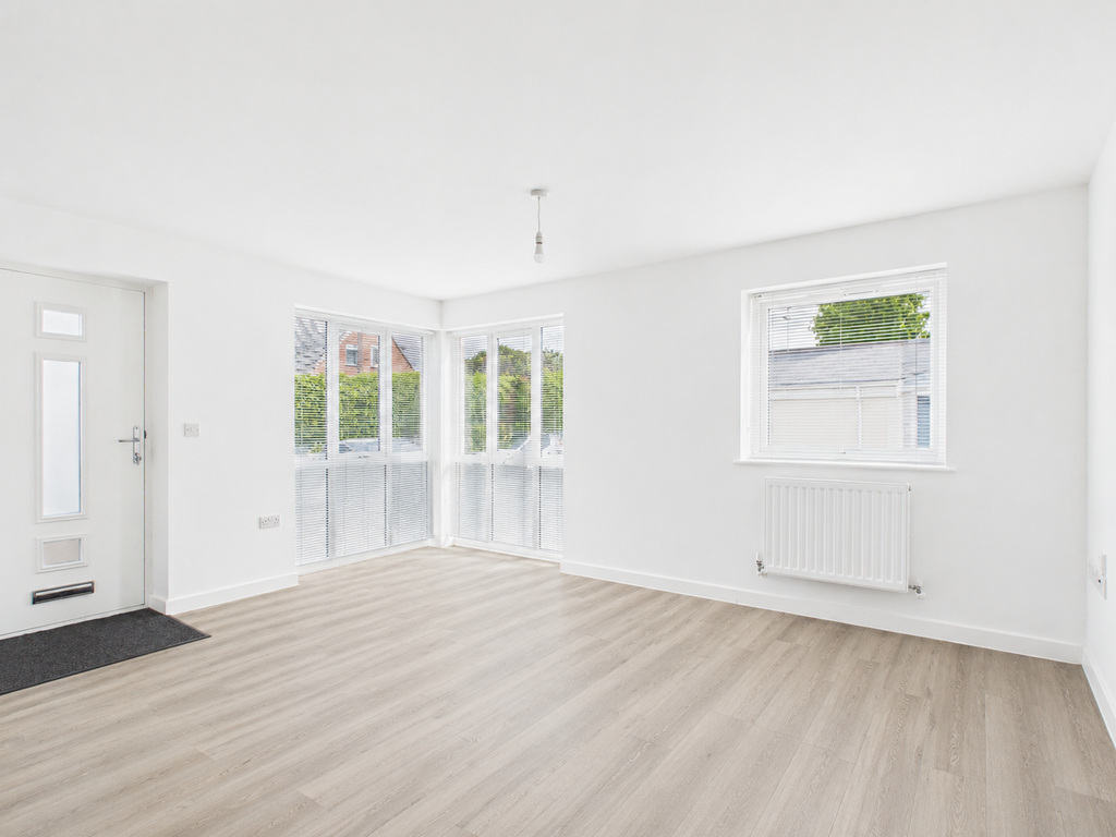 Flat 9, Webbs Court, Mill Lane, Alphington, Exeter, Devon, photo 2