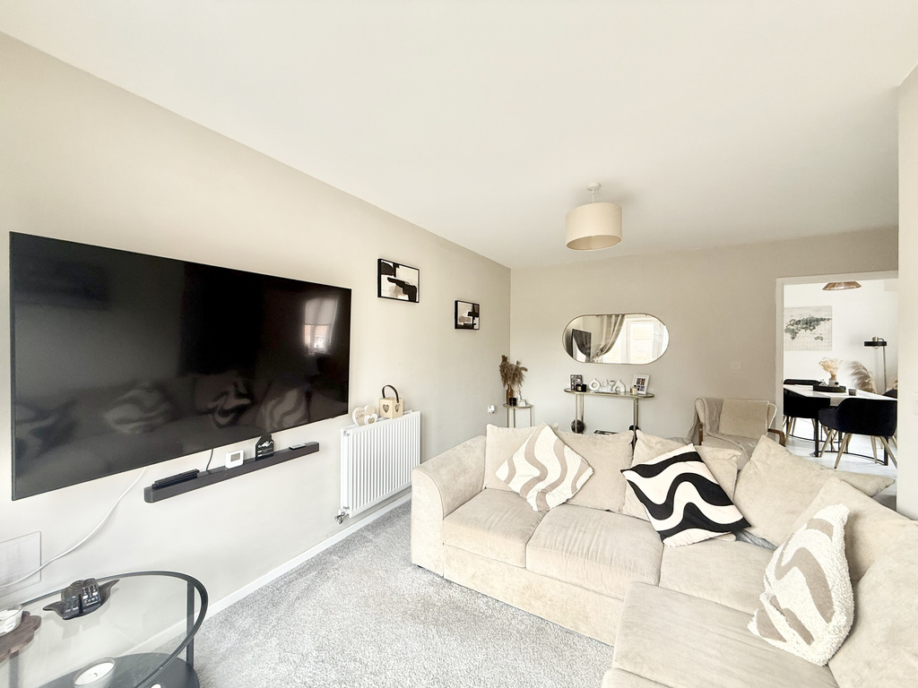 Sisken Place, Houndstone, Yeovil, Somerset, photo 9