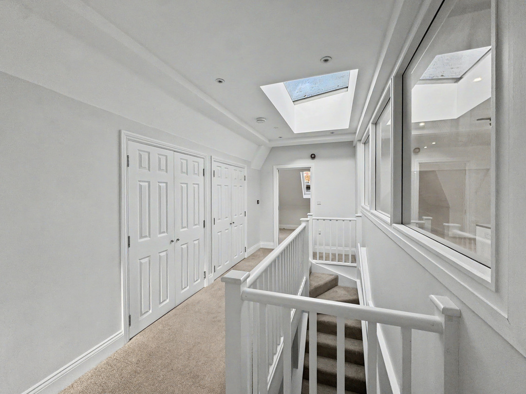 Flat 8, The Old Rectory, Somerleigh Road, Dorchester, Dorset, photo 7