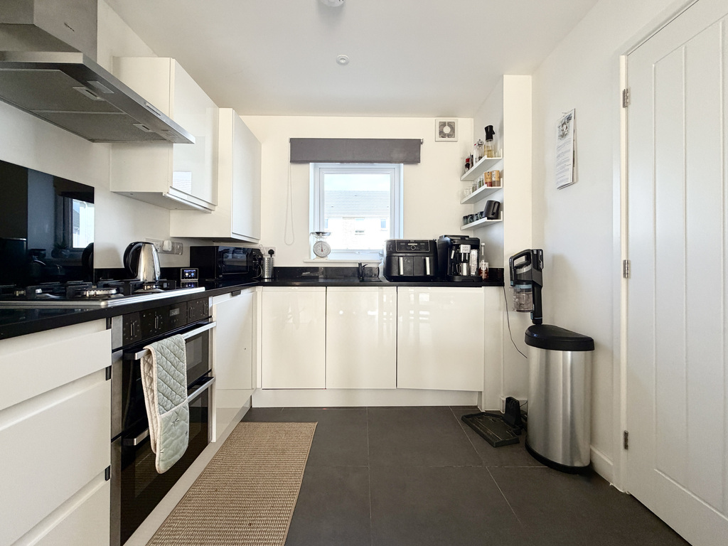 Harbour Crescent, Highbridge, Somerset, photo 2