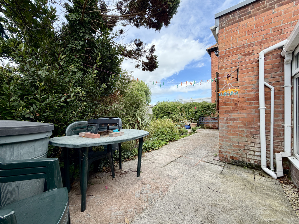 Jaycroft Road, Burnham-on-Sea, Somerset, photo 29