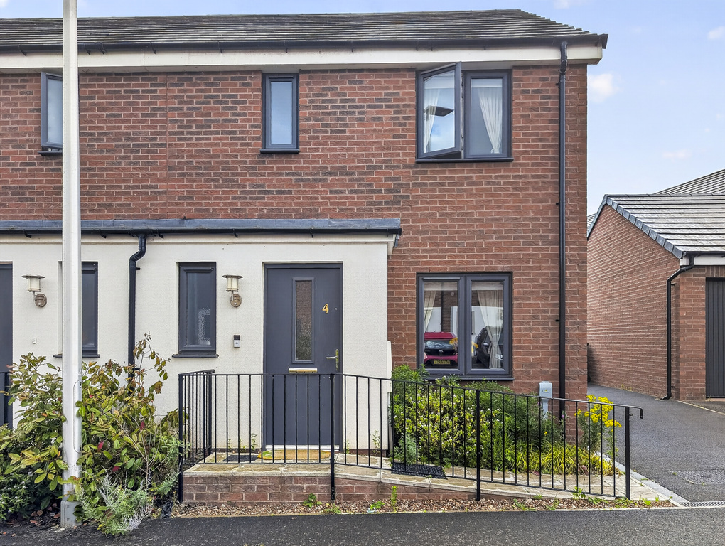 4 Norrish Lane, Tith