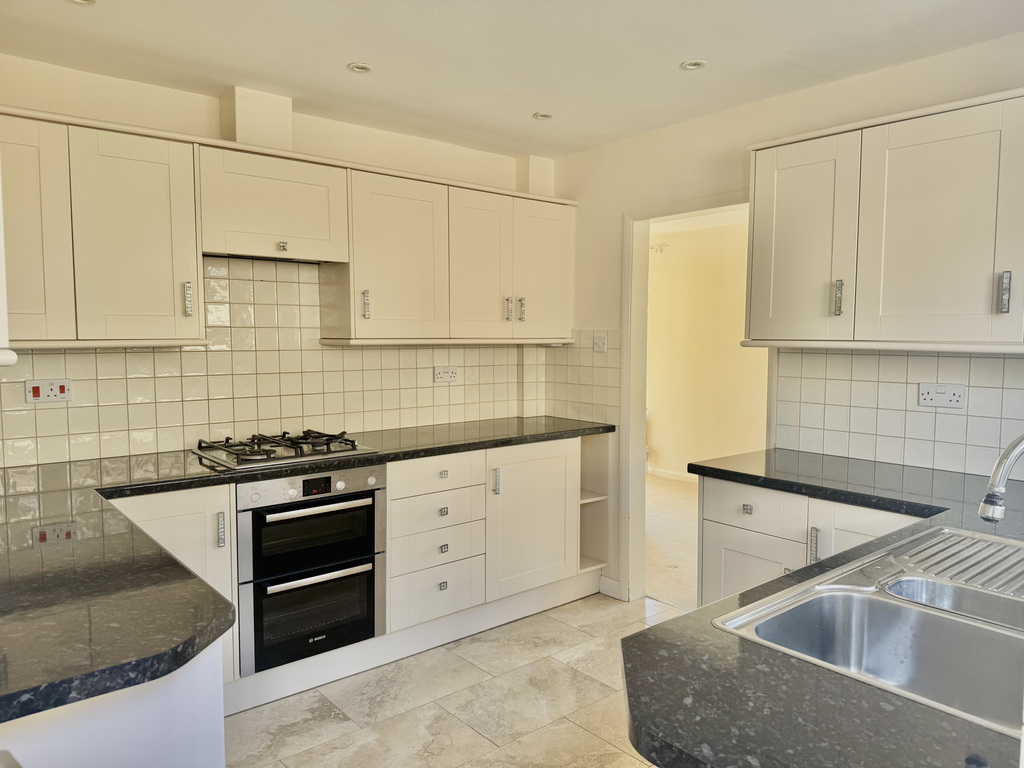 Church Hill Rise, Bromham, Wiltshire, photo 7