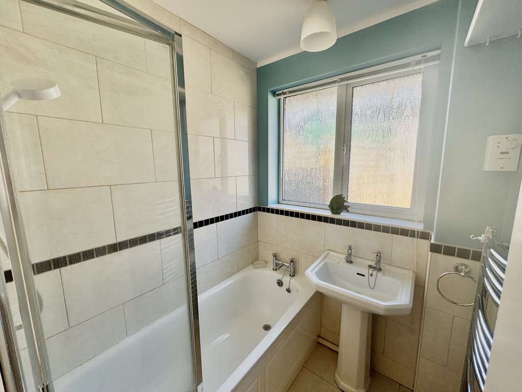 Church Hill Rise, Bromham, Wiltshire, photo 13