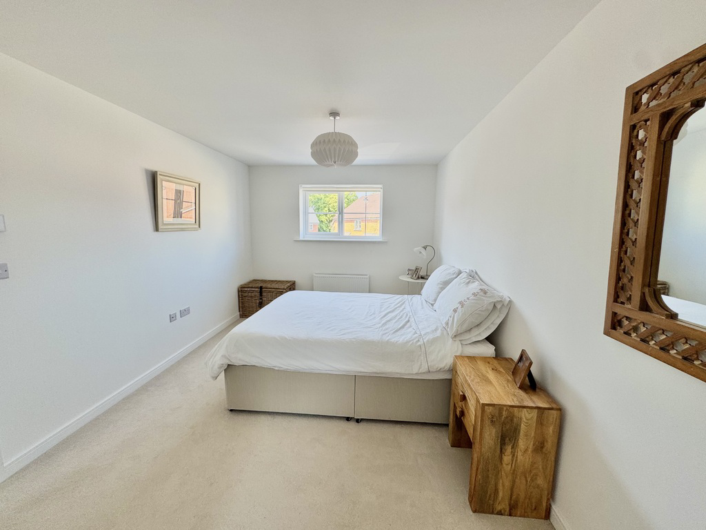 Winchcombe Avenue, Devizes, Wiltshire, photo 9