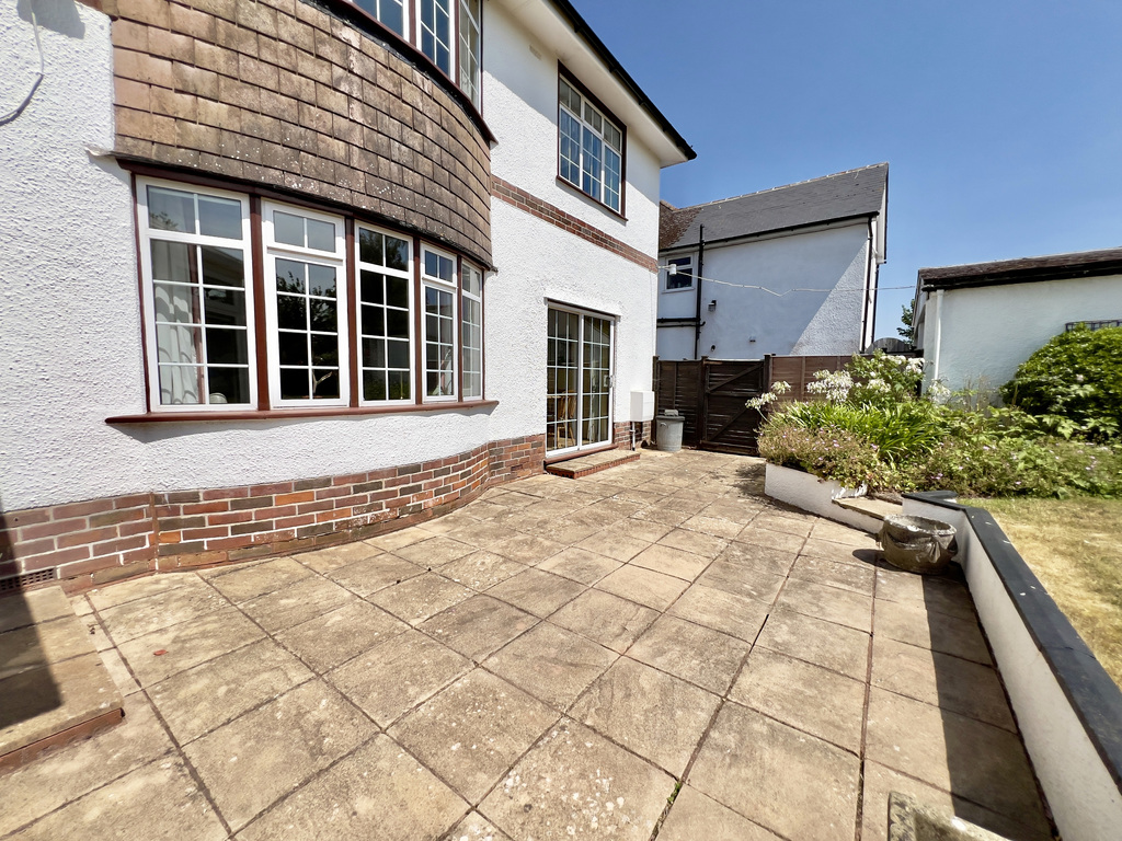 A Rare 1930s Home with Exceptional Gardens & Outstanding Potential, photo 21