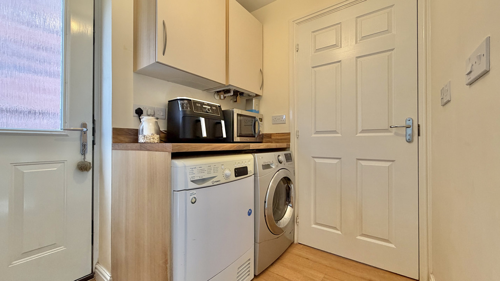 Aspin Close, Wellington, Somerset, photo 11