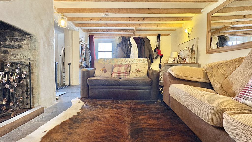 Rectory Road, Norton Fitzwarren, Taunton TA2 6SB, UK, photo 5