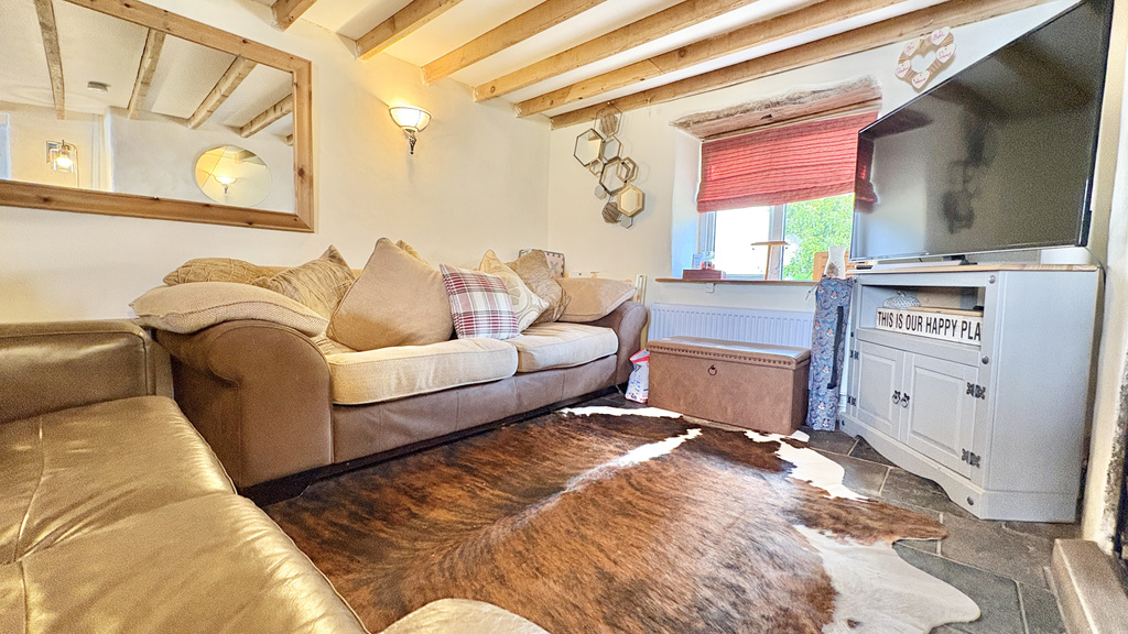Rectory Road, Norton Fitzwarren, Taunton TA2 6SB, UK, photo 3