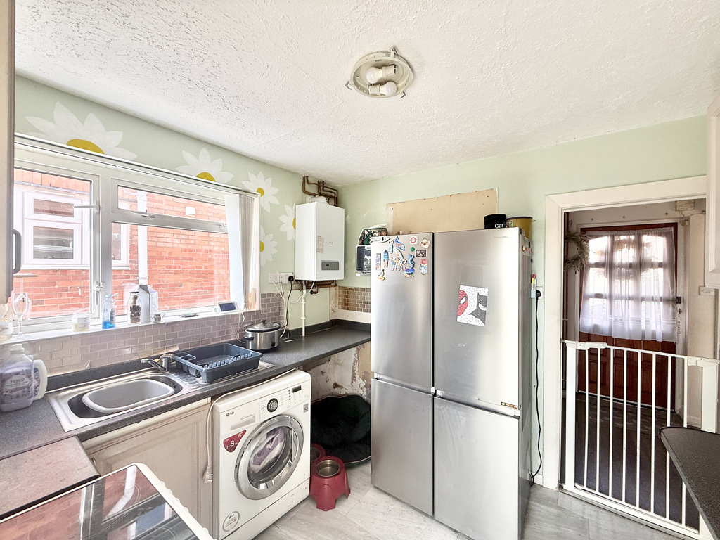 Hillcrest Road, Yeovil, Somerset, photo 7