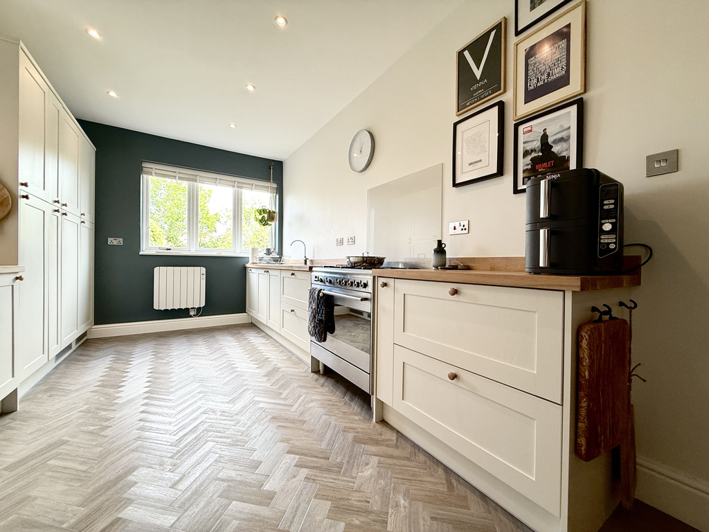 Golf Links Road, Burnham on Sea, Somerset, photo 14