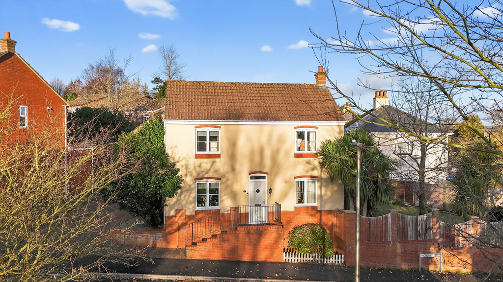 Highland Park, Uffculme, Devon, EX15 3DX - Uffculme School catchment