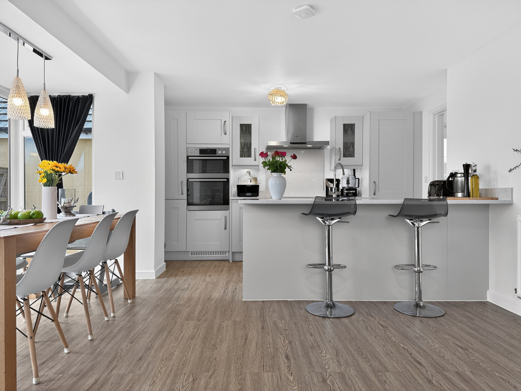 Exmoor Way, Cullompton, Devon, EX15 1TU, photo 2