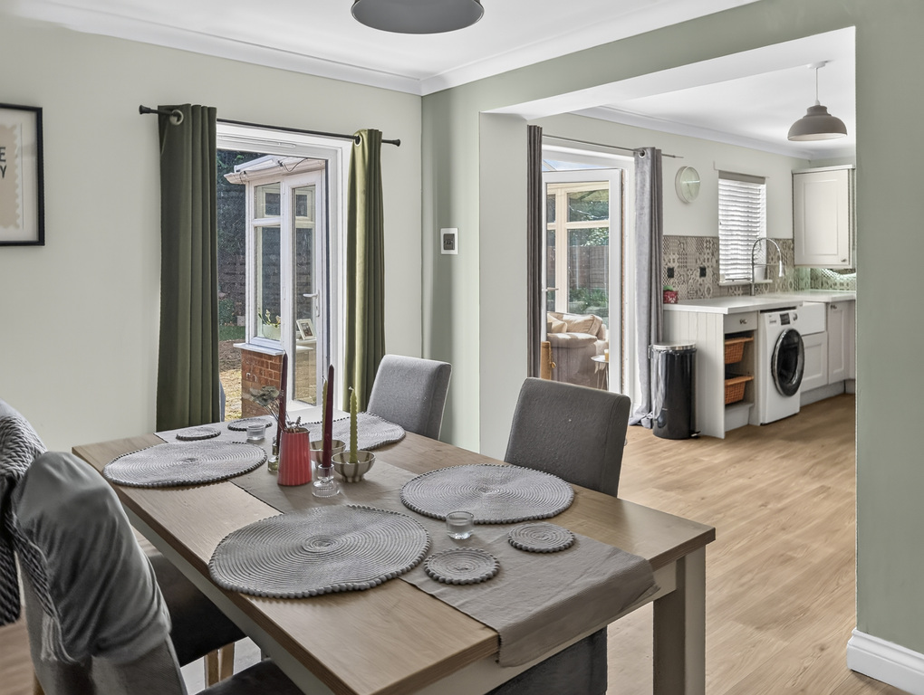Chaffinch Drive, Cullompton, Devon, EX15 1UJ, photo 6